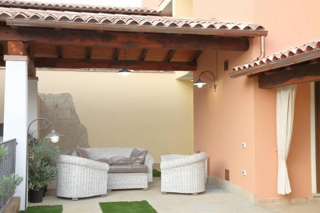 Villa Elisa Residenza Agora Вилласимиус Экстерьер фото